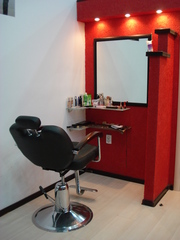 Мастер манюкюра,  педикюра,  наращивание ногтей. Визажист.